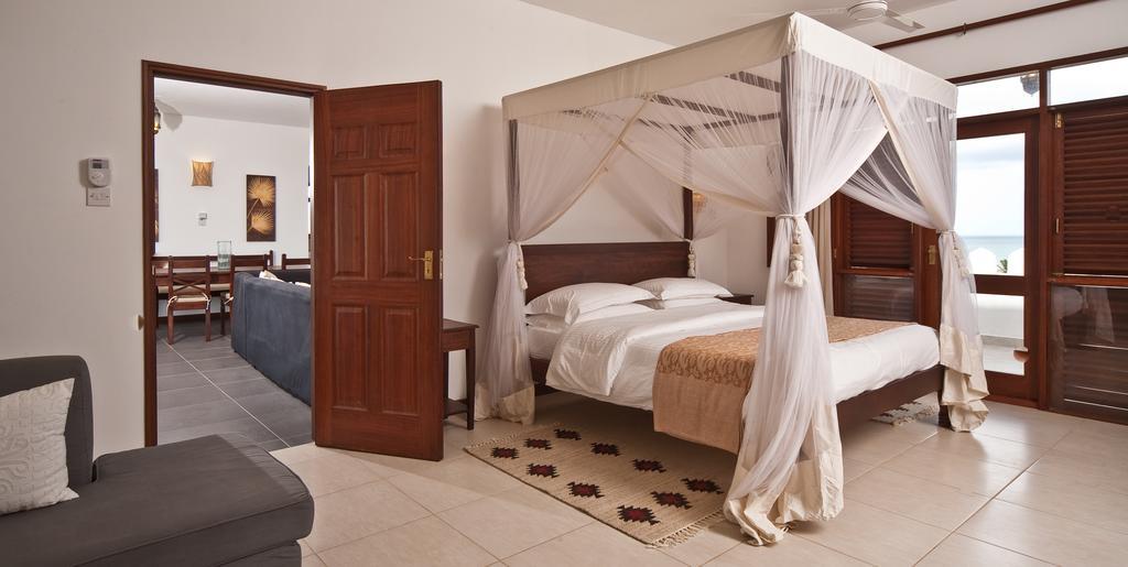 Lantana Galu Beach Diani Beach Room photo